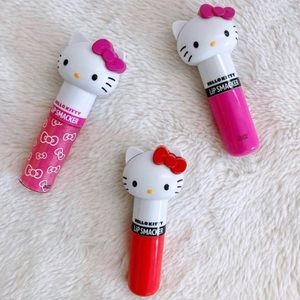 Hello Kitty Chapstick Set
